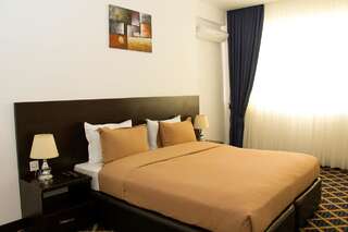 Отель Kristal Hotel Баку Люкс с 2 спальнями-3