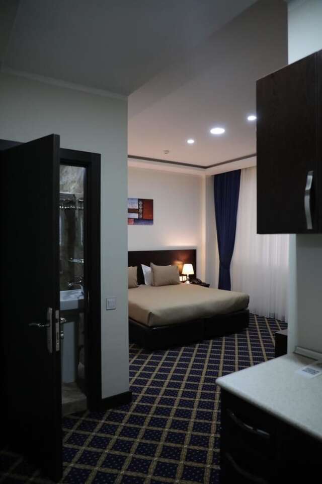 Отель Kristal Hotel Баку-3